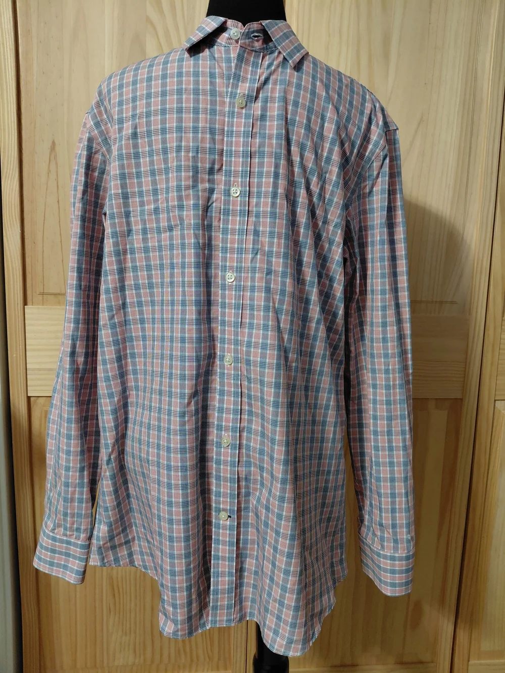 Banana Republic Blue and Pink Plaid Button-Down Shirt